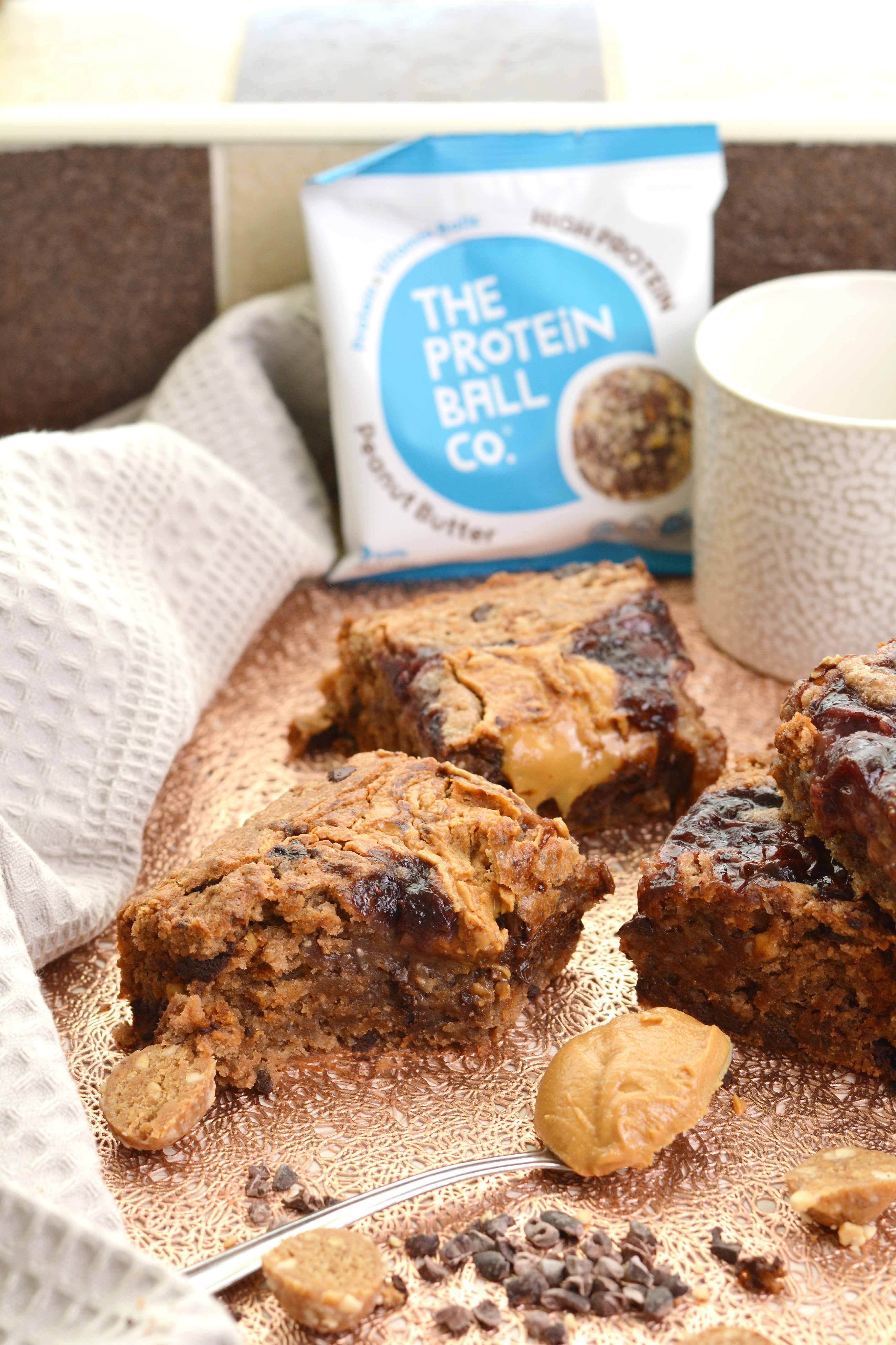 Perfect Peanut Butter Blondies – The Protein Ball Co